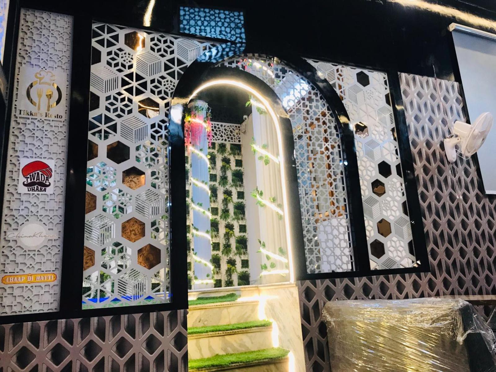 Shree Shyam Kunj Aparthotel - Varanasi — Photos 1